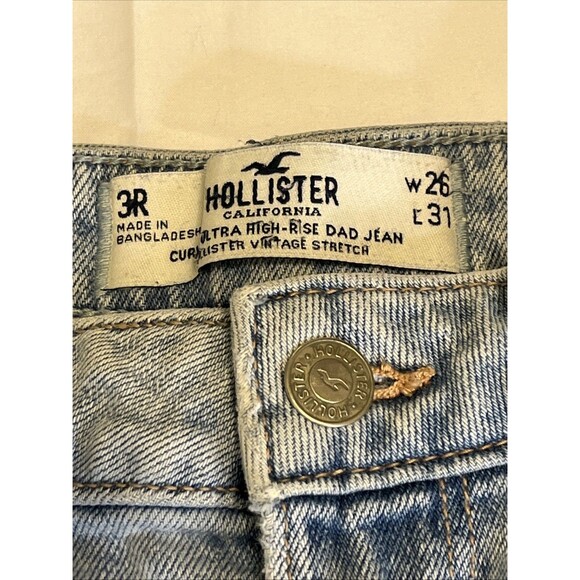 Hollister Curvy Ultra High Rise Dad Jean  Vintage Stretch 3R 26/31 Light Wash - Picture 2 of 13